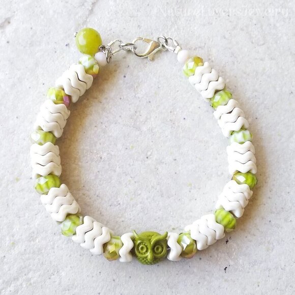 Owl Lovers! Beaded Bracelet: Patina Painted Owl + Millefiori + Howlite Beads - Picture 7 of 10